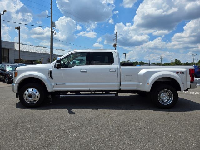 2017 Ford F-450 Lariat