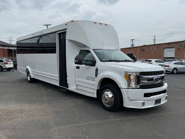 2017 Ford F-550 XLT