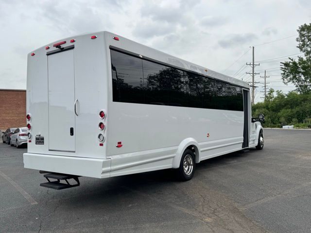 2017 Ford F-550 XLT