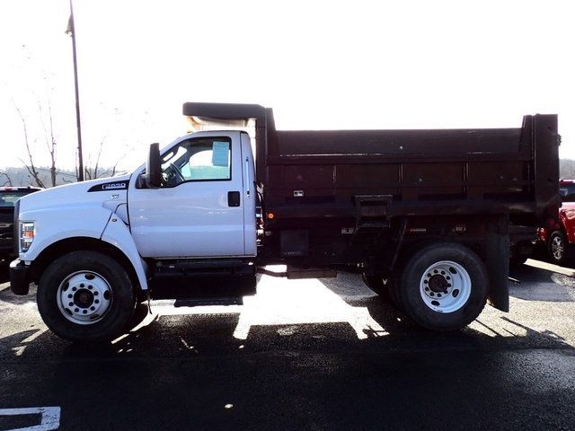 2017 Ford F-650 Straight Frame Gas