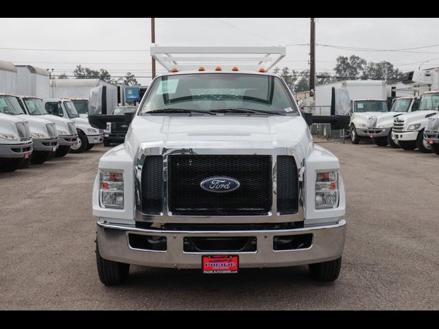 2017 Ford F-650 Pro Loader