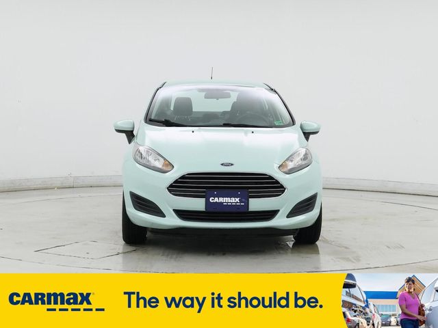 2017 Ford Fiesta SE