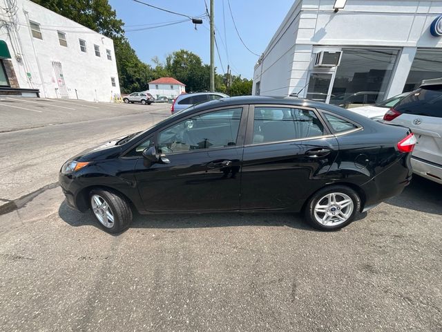 2017 Ford Fiesta SE