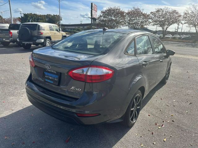 2017 Ford Fiesta SE