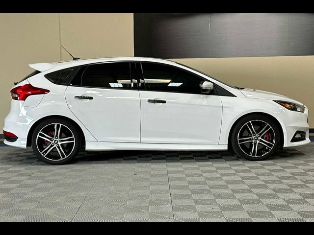 2017 Ford Focus ST