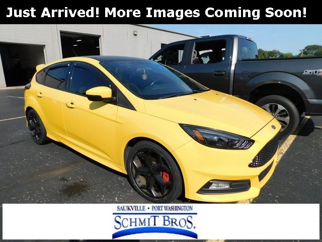 2017 Ford Focus ST