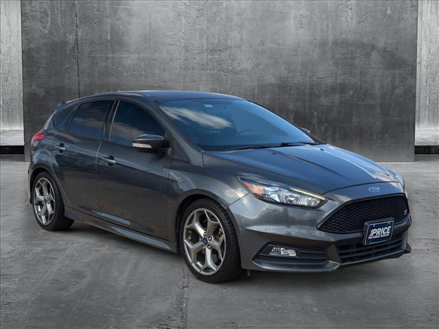 2017 Ford Focus ST