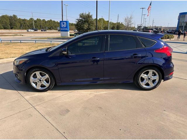 2017 Ford Focus ST