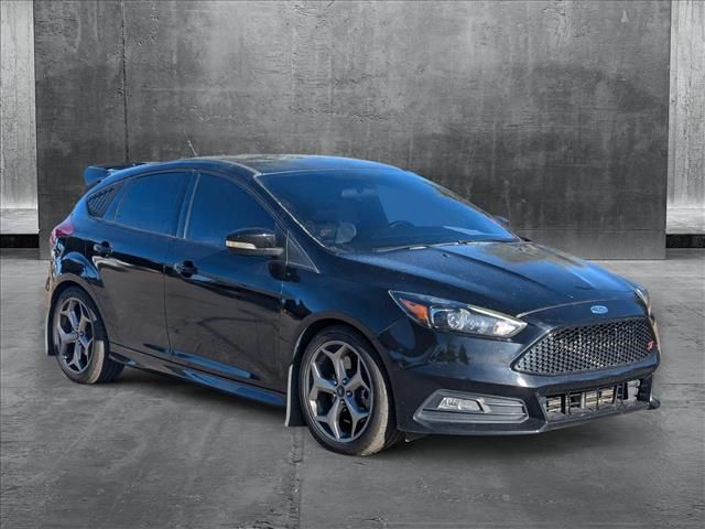 2017 Ford Focus ST