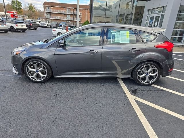 2017 Ford Focus ST