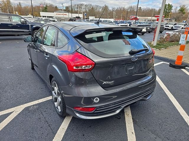 2017 Ford Focus ST