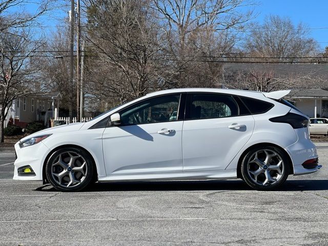 2017 Ford Focus ST