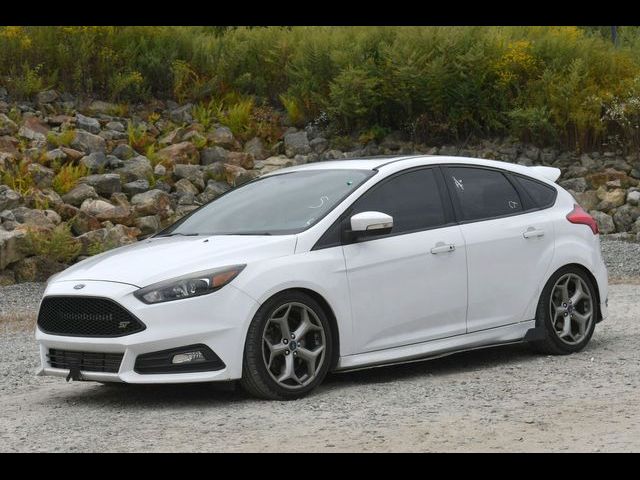 2017 Ford Focus ST