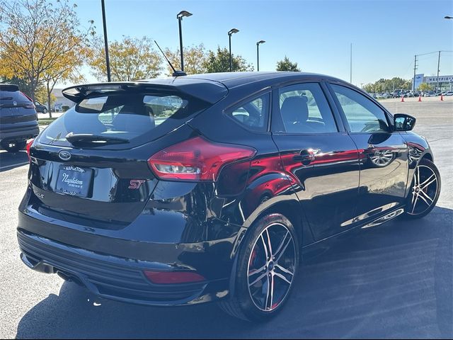 2017 Ford Focus ST