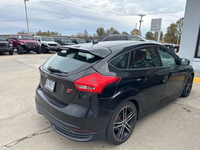 2017 Ford Focus ST