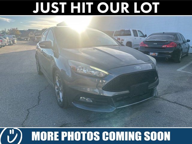 2017 Ford Focus ST