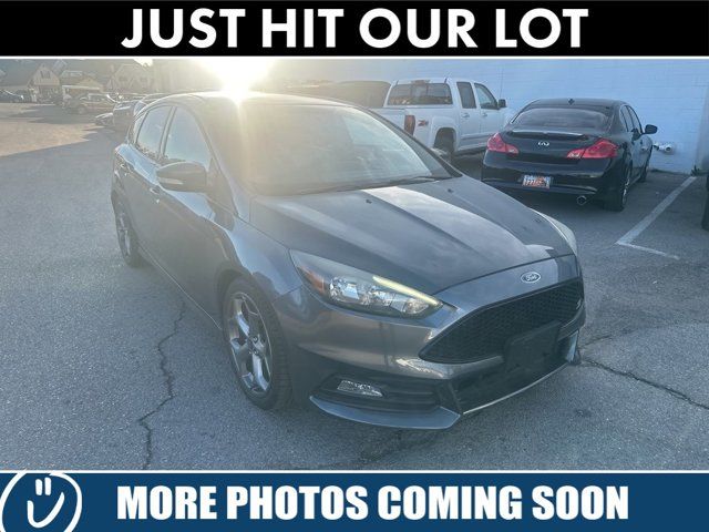 2017 Ford Focus ST