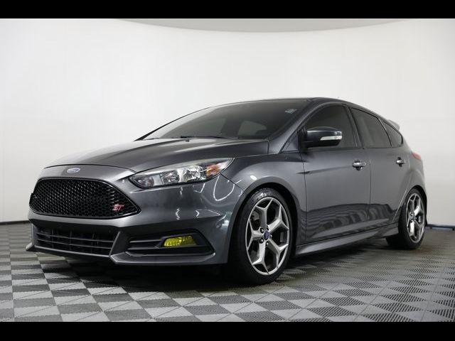 2017 Ford Focus ST