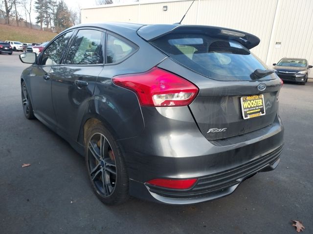 2017 Ford Focus ST