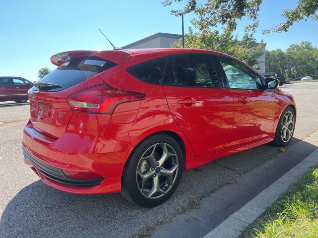 2017 Ford Focus ST