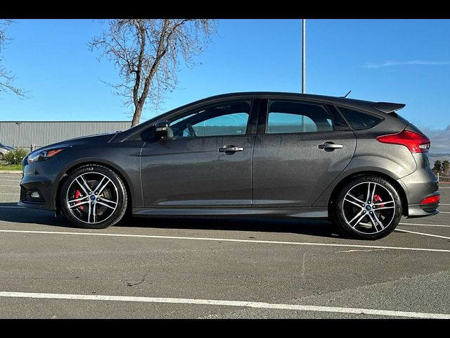 2017 Ford Focus ST