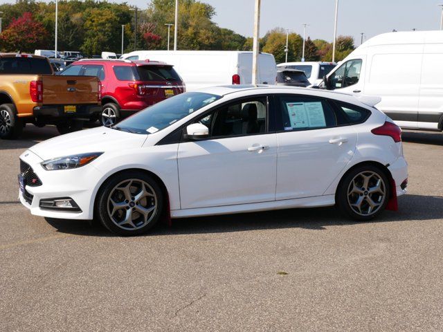 2017 Ford Focus ST