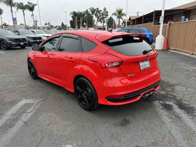 2017 Ford Focus ST