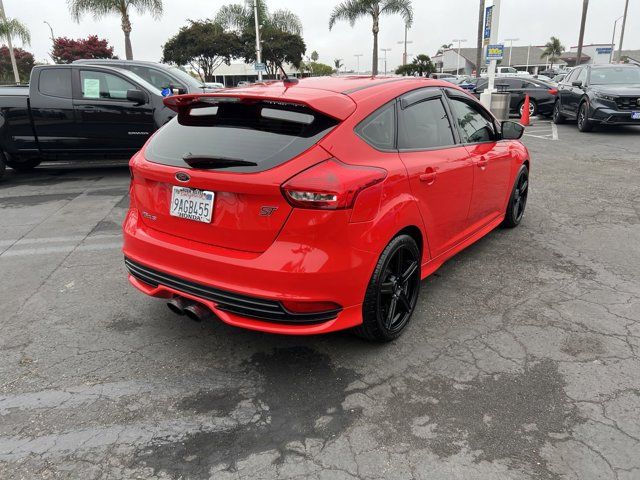 2017 Ford Focus ST