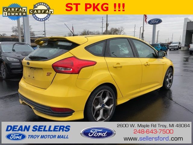 2017 Ford Focus ST