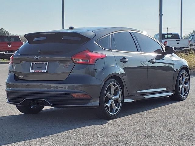 2017 Ford Focus ST