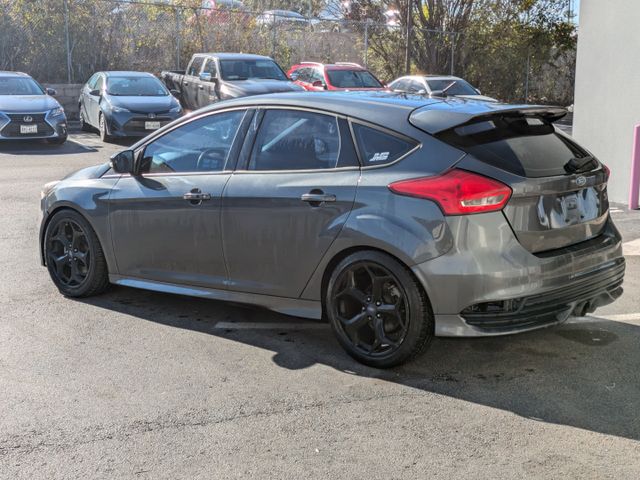 2017 Ford Focus ST