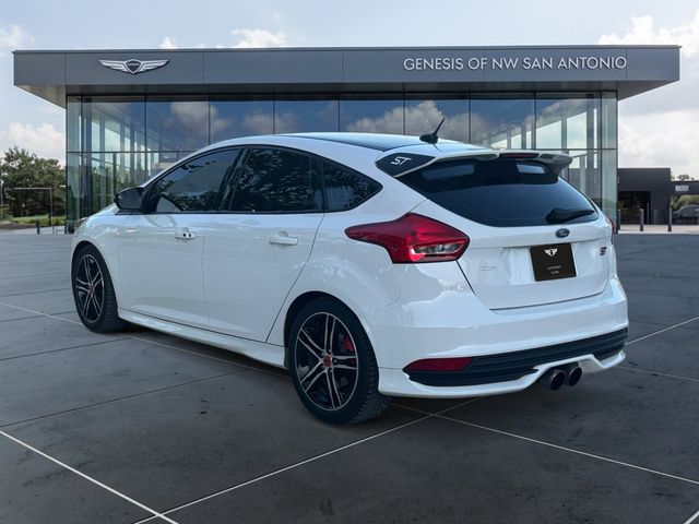 2017 Ford Focus ST