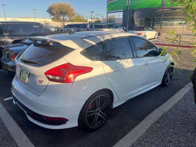 2017 Ford Focus ST