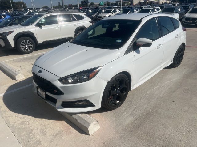 2017 Ford Focus ST