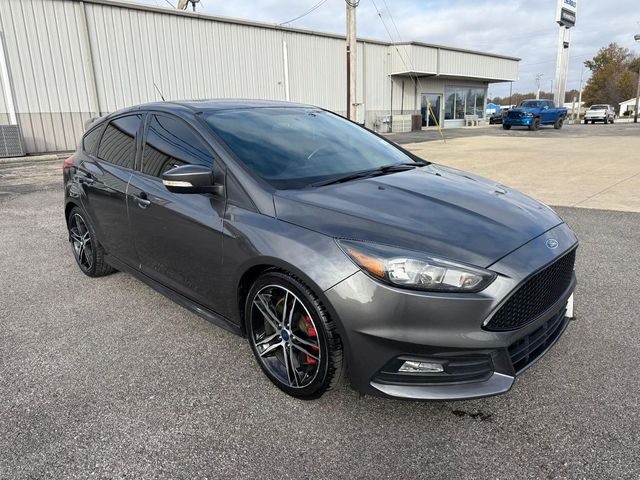 2017 Ford Focus ST