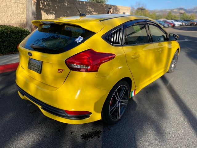 2017 Ford Focus ST