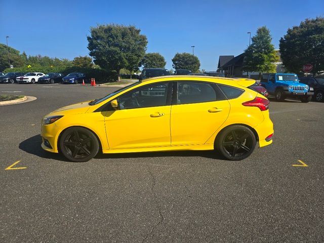 2017 Ford Focus ST