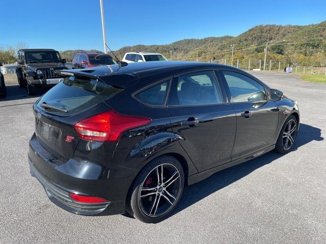 2017 Ford Focus ST