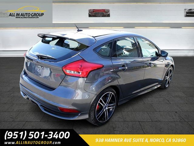 2017 Ford Focus ST