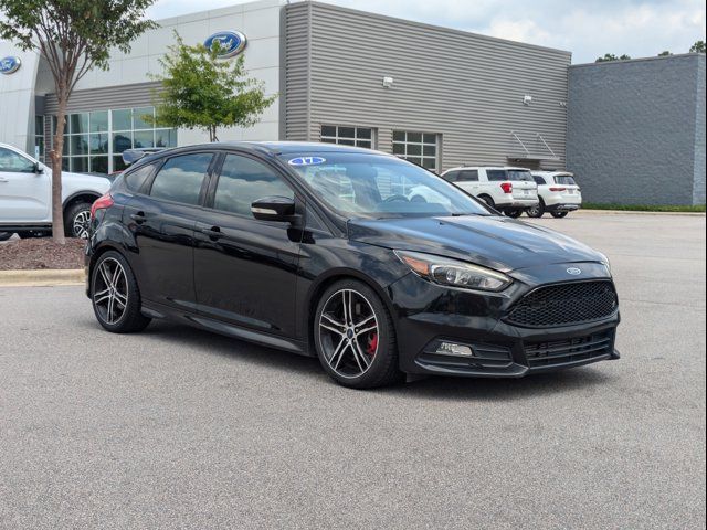 2017 Ford Focus ST