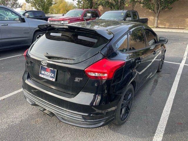 2017 Ford Focus ST