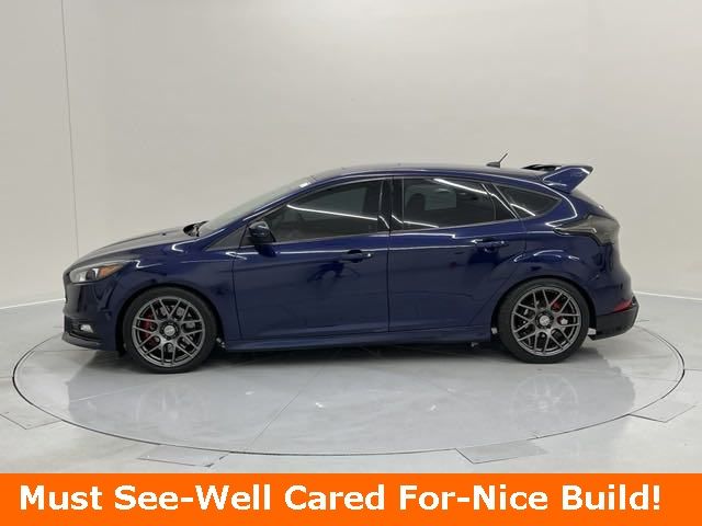 2017 Ford Focus ST