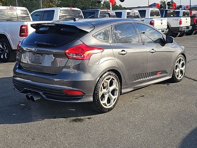 2017 Ford Focus ST