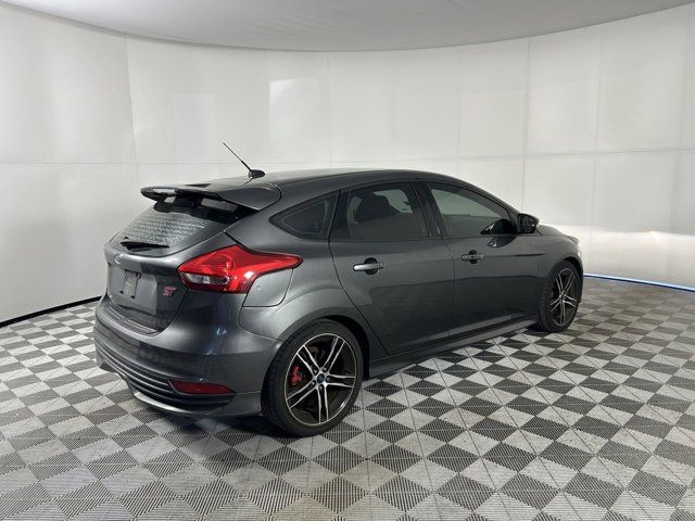 2017 Ford Focus ST