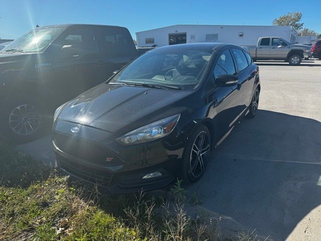 2017 Ford Focus ST