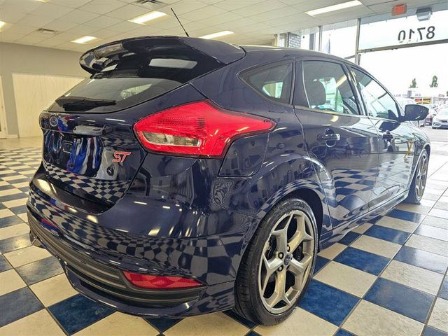 2017 Ford Focus ST