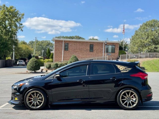 2017 Ford Focus ST