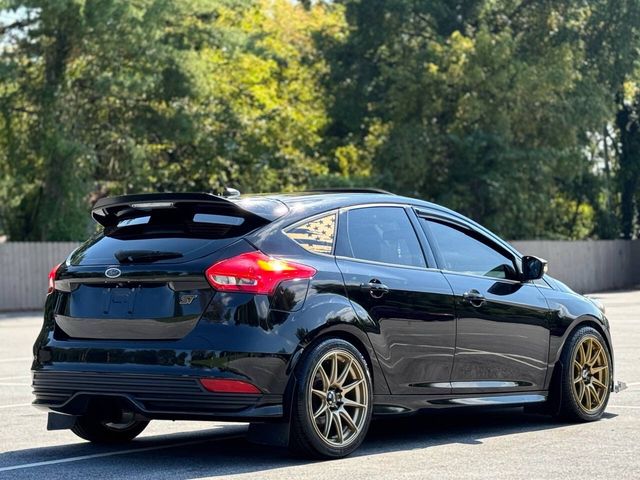 2017 Ford Focus ST