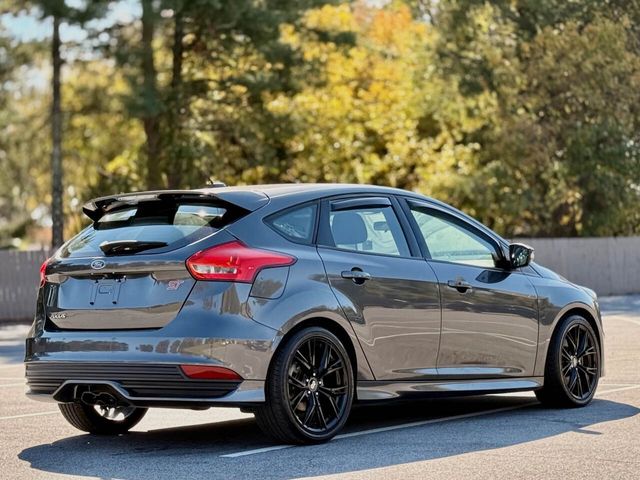 2017 Ford Focus ST