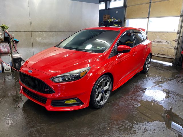 2017 Ford Focus ST